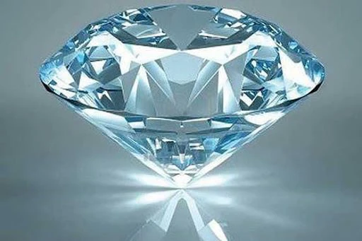 شناخت خصوصیات منحصر به فرد الماس